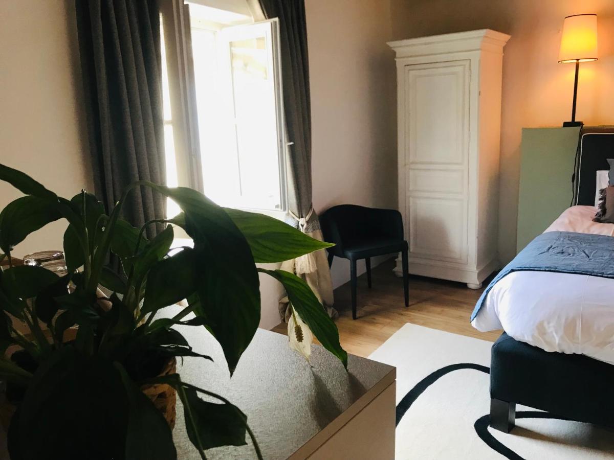 Bed and Breakfast La Chapelle Sur La Sorgue Л'Іль-сюр-ла-Сорг Екстер'єр фото