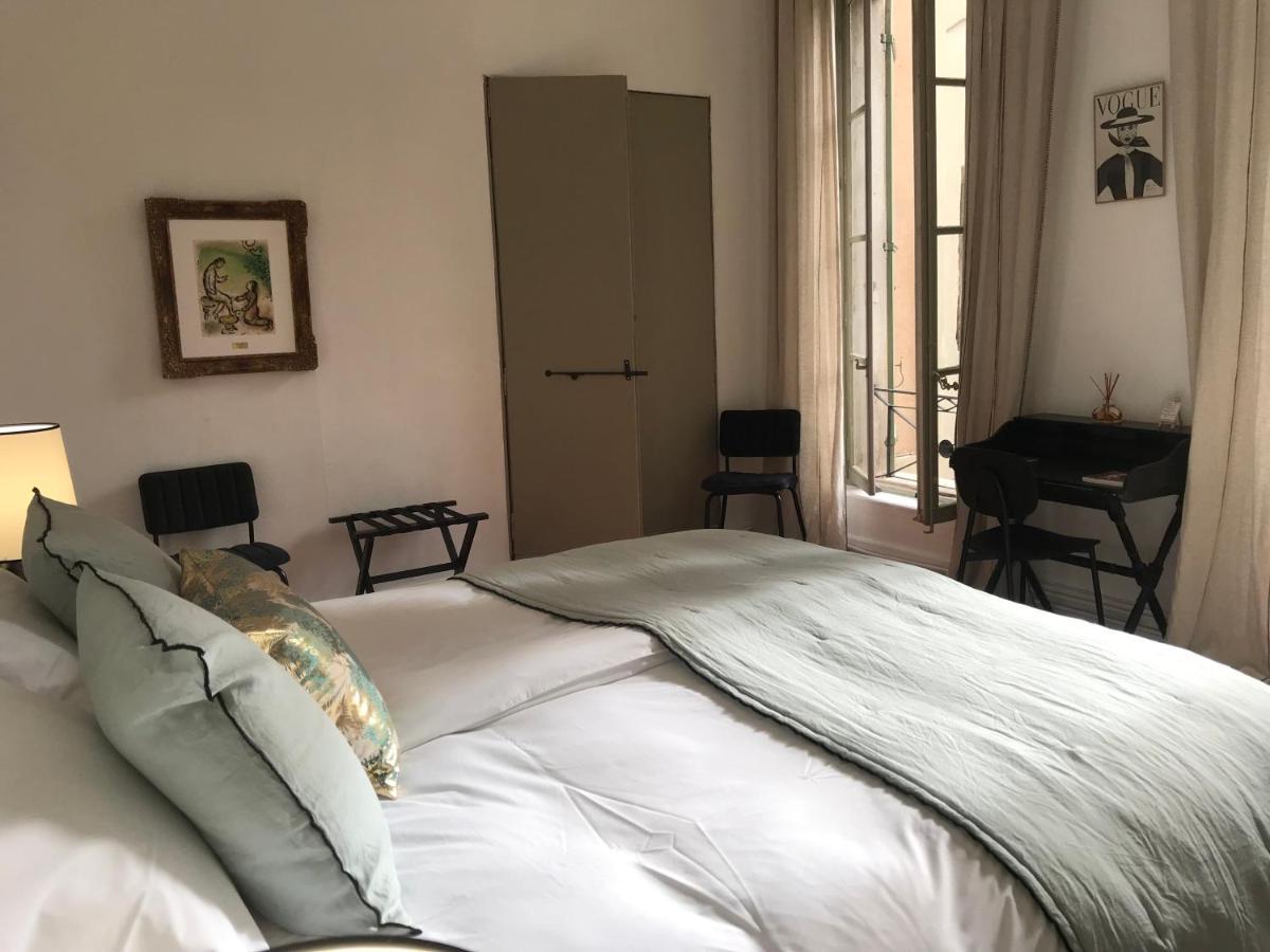 Bed and Breakfast La Chapelle Sur La Sorgue Л'Іль-сюр-ла-Сорг Екстер'єр фото