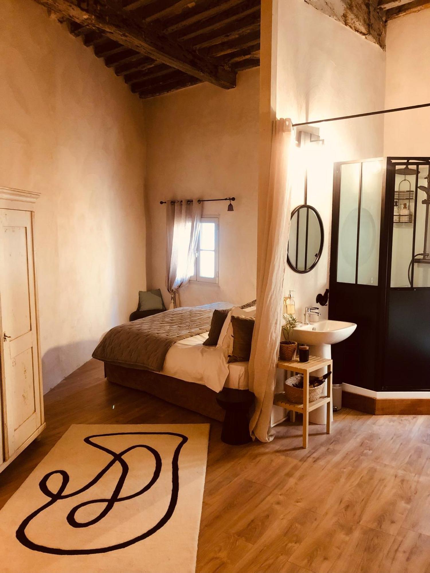 Bed and Breakfast La Chapelle Sur La Sorgue Л'Іль-сюр-ла-Сорг Екстер'єр фото