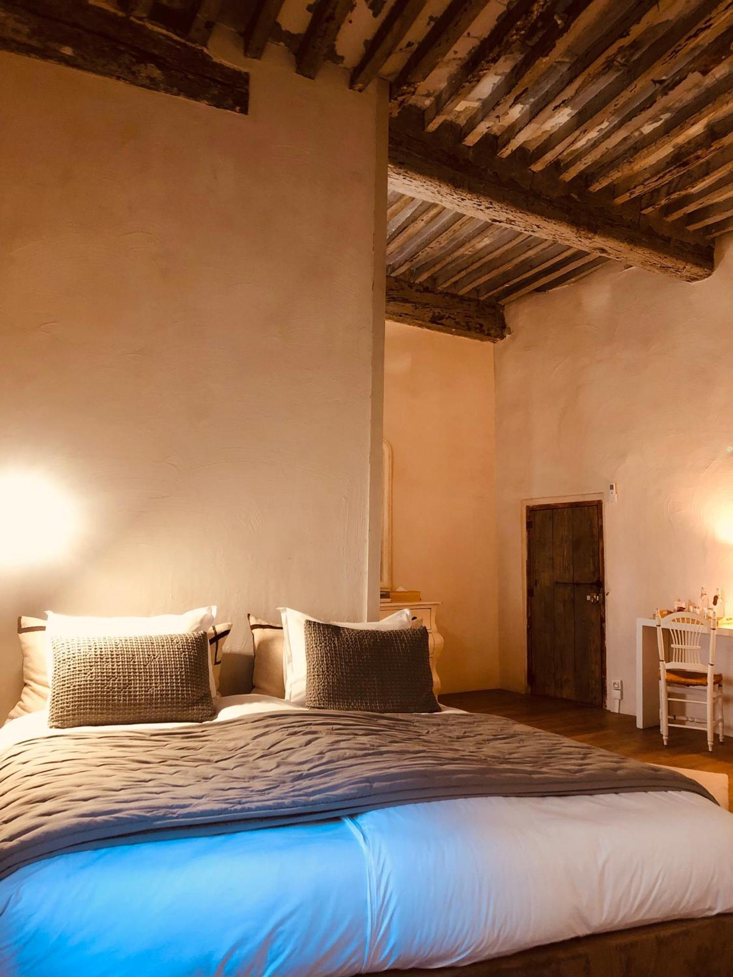 Bed and Breakfast La Chapelle Sur La Sorgue Л'Іль-сюр-ла-Сорг Екстер'єр фото