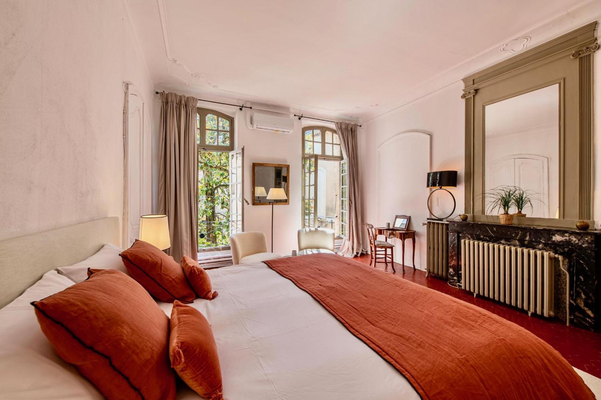 Bed and Breakfast La Chapelle Sur La Sorgue Л'Іль-сюр-ла-Сорг Екстер'єр фото