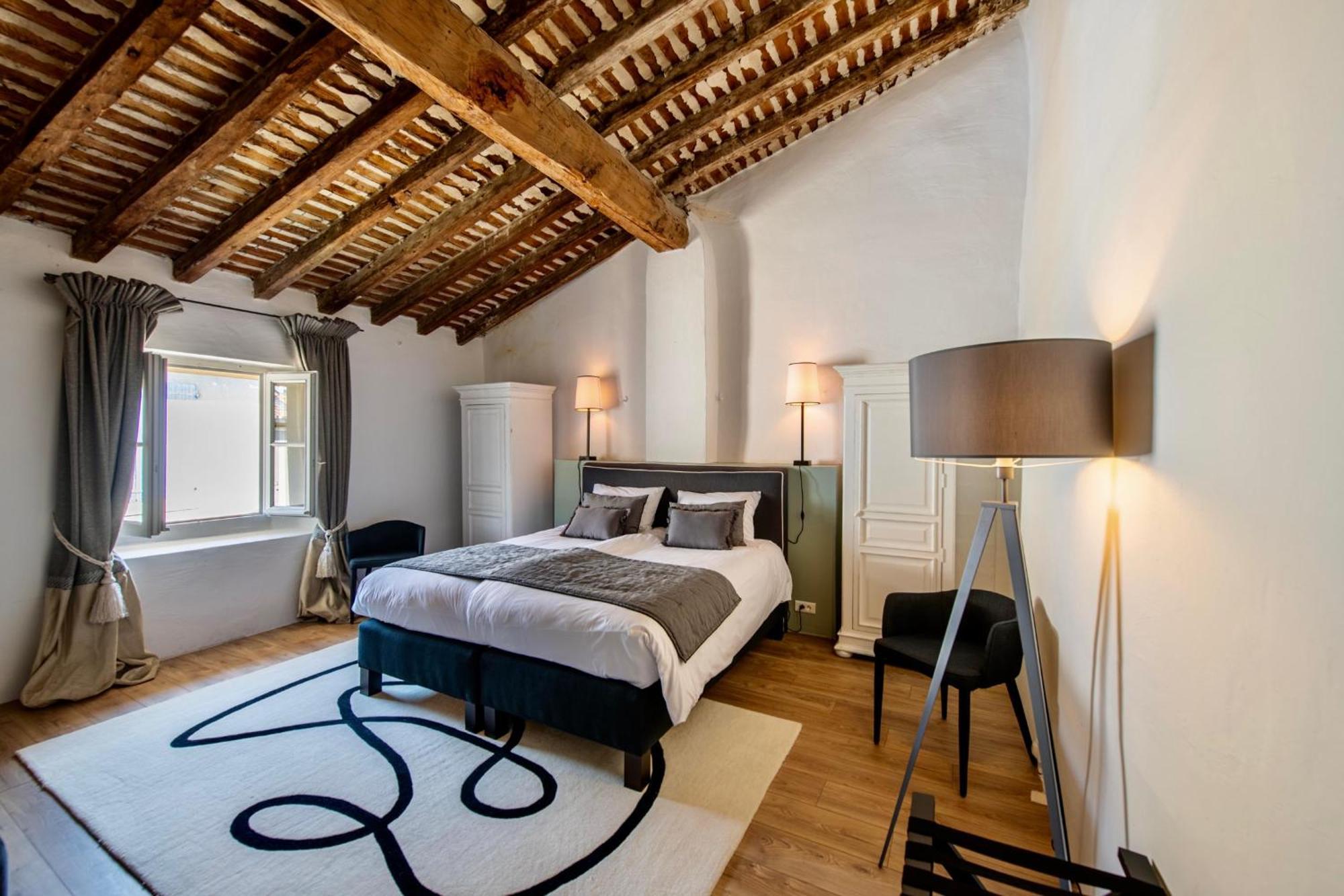 Bed and Breakfast La Chapelle Sur La Sorgue Л'Іль-сюр-ла-Сорг Екстер'єр фото
