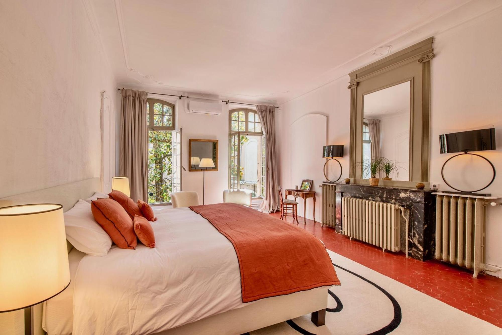 Bed and Breakfast La Chapelle Sur La Sorgue Л'Іль-сюр-ла-Сорг Екстер'єр фото